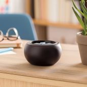 The perfect introduction to the Scentsy fragrance experience. Introducing Mod Black Scentsy Warmer