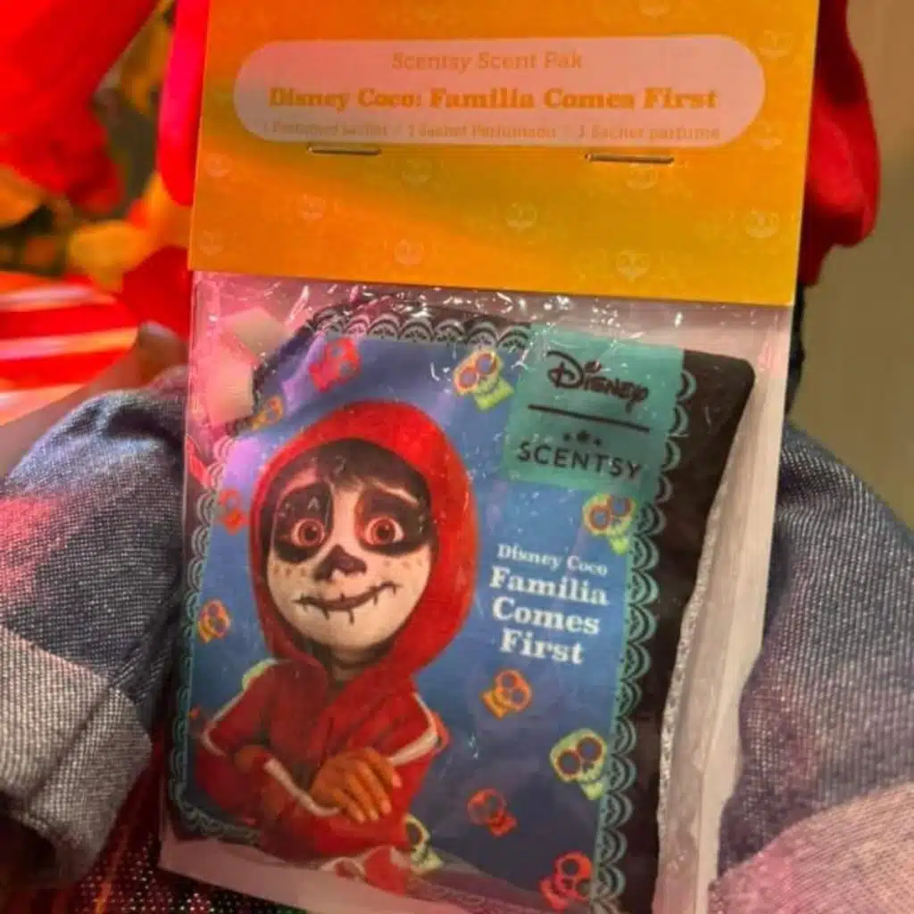 Disney Coco Familia Comes First Scentsy Scent Pak